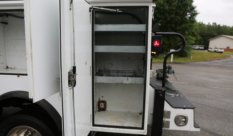 2015 Ford F550 Mechanics Truck, 102k Miles, Diesel, Summit 6620 Crane, 11′ TMAX Service Body full