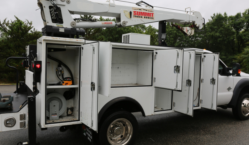 2015 Ford F550 Mechanics Truck, 102k Miles, Diesel, Summit 6620 Crane, 11′ TMAX Service Body full