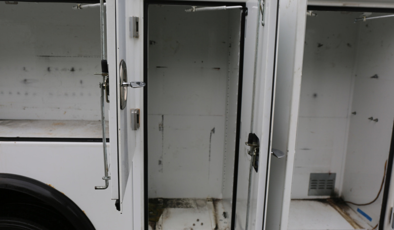 2015 Ford F550 Mechanics Truck, 102k Miles, Diesel, Summit 6620 Crane, 11′ TMAX Service Body full