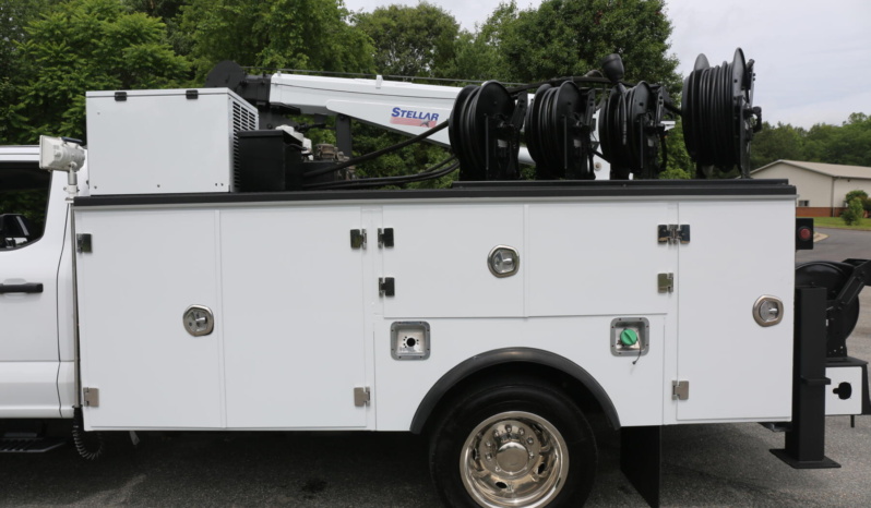 2024 Ford F550 Service Truck, 7k Miles, 4×4, Diesel, Lube Skid, Stellar 7621 Crane, TMAX Mechanics Body full
