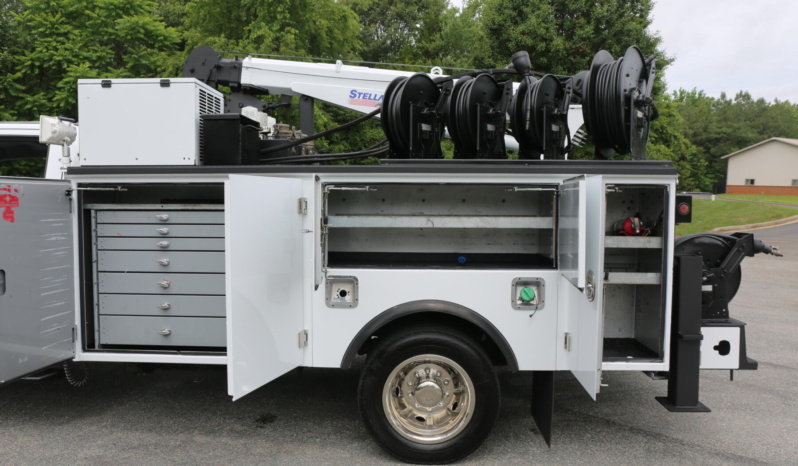 2024 Ford F550 Service Truck, 7k Miles, 4×4, Diesel, Lube Skid, Stellar 7621 Crane, TMAX Mechanics Body full