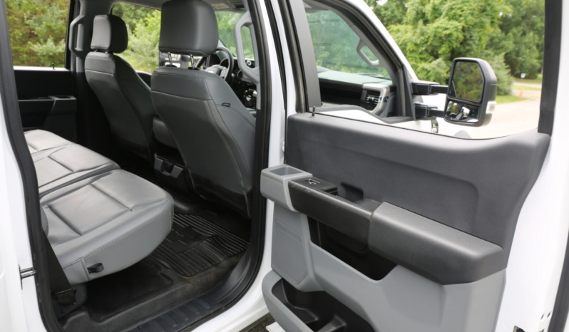 2024 Ford F550 Service Truck, 7k Miles, 4×4, Diesel, Lube Skid, Stellar 7621 Crane, TMAX Mechanics Body full