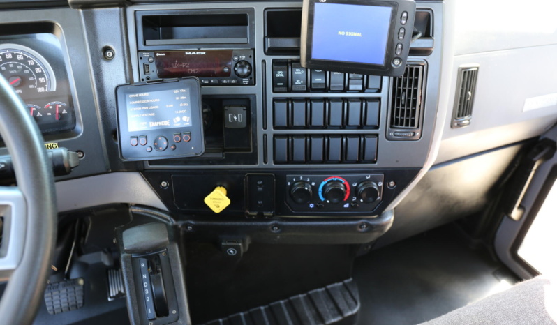 2023 Mack MD6 Service Truck, Under CDL, Cummins Diesel, 87k Miles, 3k Hours, Stellar 12630 Crane full