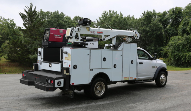 2015 Ram 5500, Cummins Diesel Mechanics Truck, Summit 6620, Welder, Drawers, Compressor, Service Truck full
