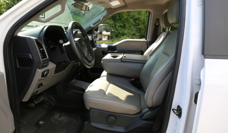 2022 Ford F-550 Mechanics Truck, Crew Cab, 4WD, Diesel, 30k Miles, Palfinger 8k 29′ Crane full