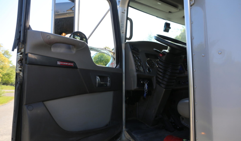 2021 Kenworth T270, Under CDL, 14′ IMT Body, 10k 30′ Crane, 151k Miles, PX7, Allison Auto full