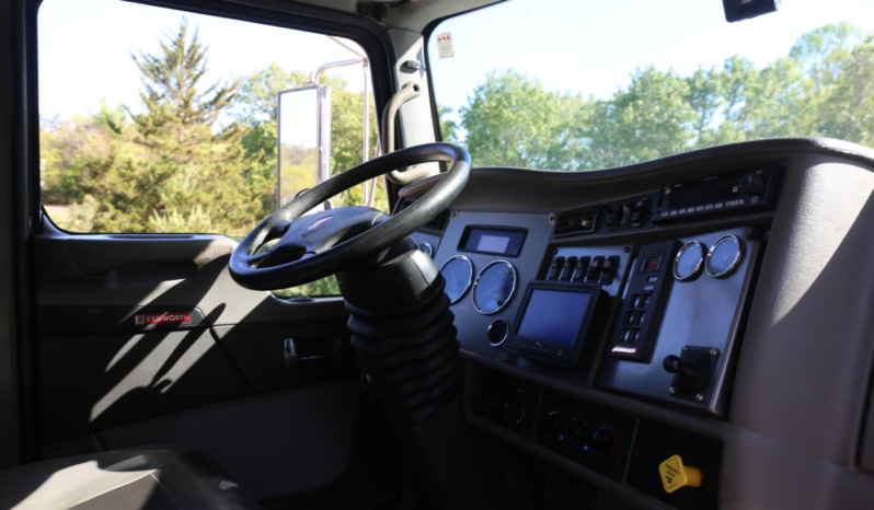 2021 Kenworth T270, Under CDL, 14′ IMT Body, 10k 30′ Crane, 151k Miles, PX7, Allison Auto full