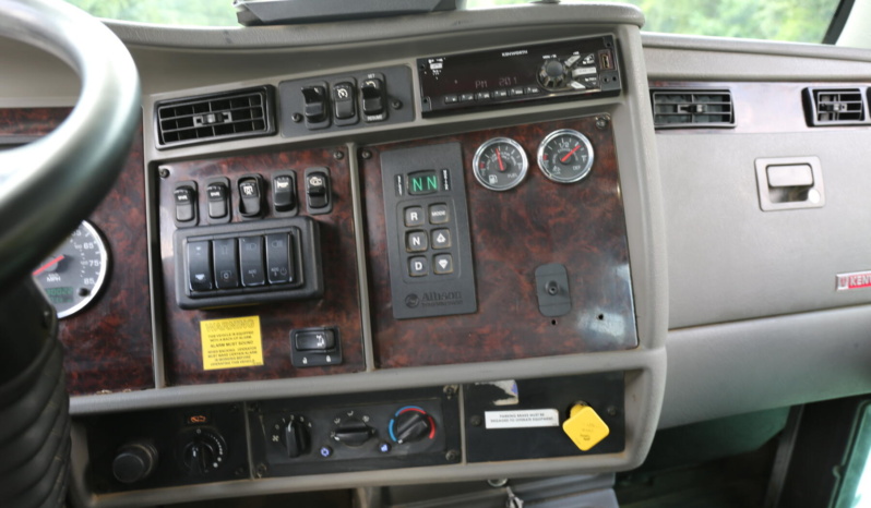 2018 Kenworth Mechanics Truck, T370 Service Truck, Stellar TMAX Bed, PX9 350hp, Stellar 12630 Crane, 130k Miles full