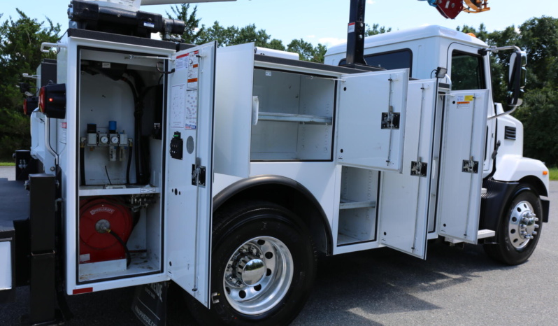2024 Mack MD6 Mechanics Truck, Cummins Diesel, 80k Miles, 3500 Hours, Under CDL, Stellar 12630 Crane full