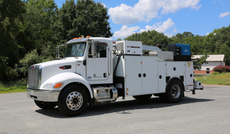 2019 Peterbilt 337 Mechanics Truck, PX9, 4 Section Lube Skid, IMT 14′ Body, Miller Diesel Welder, Compressor, 188k Miles, 7300 Hours full
