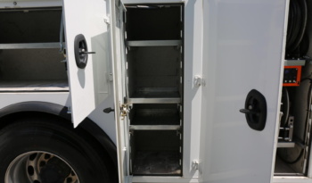 2019 Peterbilt 337 Mechanics Truck, PX9, 4 Section Lube Skid, IMT 14′ Body, Miller Diesel Welder, Compressor, 188k Miles, 7300 Hours full