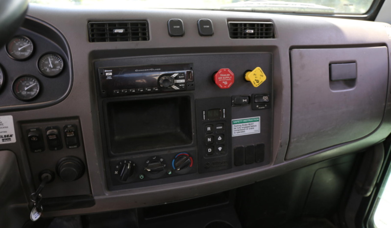 2019 Peterbilt 337 Mechanics Truck, PX9, 4 Section Lube Skid, IMT 14′ Body, Miller Diesel Welder, Compressor, 188k Miles, 7300 Hours full