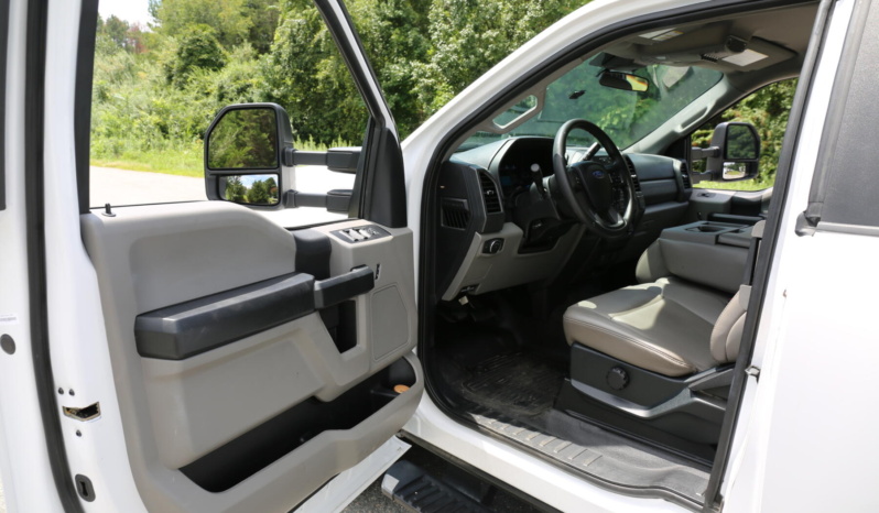 2020 Ford F350 Mechanics Truck, Extended Cab, 6.2 V8, 4WD, 7k Miles, Liftmoore 3600lbs Crane, 1 Owner full
