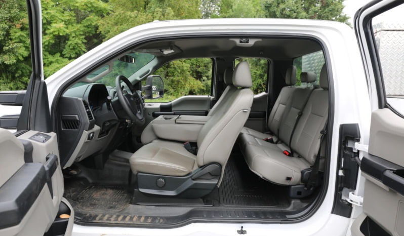 Pending Sale: 2020 Ford F350 Mechanics Truck, Extended Cab, 6.2 V8, 4WD, 7k Miles, Liftmoore 3600lbs Crane, 1 Owner full