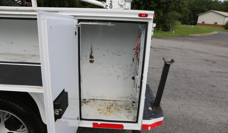 2006 Ford F450 Service Truck, Liftmoore 3200 Crane, 6.0 Diesel, 11′ Mechanics Bed, 233k Miles full