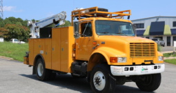 2000 International 4800, AWD, DT466E 250HP, 14′ Service Body, 6k Autocrane, Mechanics Truck, 170k Miles