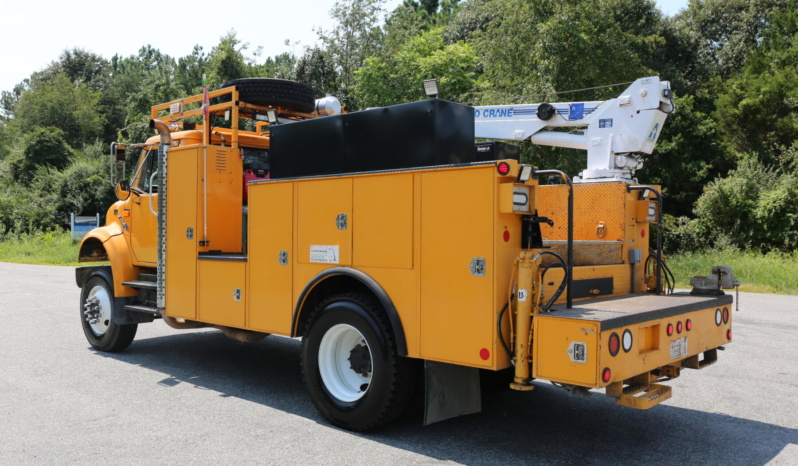 2000 International 4800, AWD, DT466E 250HP, 14′ Service Body, 6k Autocrane, Mechanics Truck, 170k Miles full