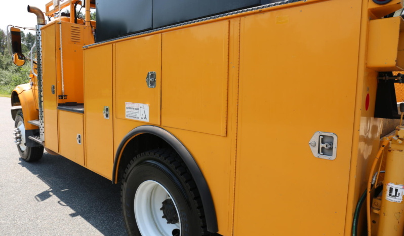 2000 International 4800, AWD, DT466E 250HP, 14′ Service Body, 6k Autocrane, Mechanics Truck, 170k Miles full