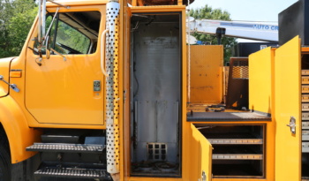 2000 International 4800, AWD, DT466E 250HP, 14′ Service Body, 6k Autocrane, Mechanics Truck, 170k Miles full