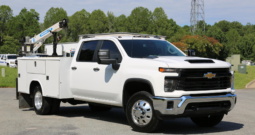 2024 Chevrolet 3500HD, Duramax Diesel, 15k Miles, 8′ Reading Service Body, Autocrane EC3, 4×4