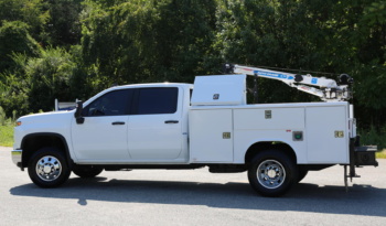 2024 Chevrolet 3500HD, Duramax Diesel, 15k Miles, 8′ Reading Service Body, Autocrane EC3, 4×4 full