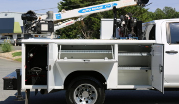 2024 Chevrolet 3500HD, Duramax Diesel, 15k Miles, 8′ Reading Service Body, Autocrane EC3, 4×4 full