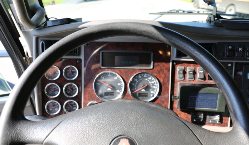 2020 Kenworth T270, PX9 350HP, Under CDL, Air Ride, Summit 10620 Crane, Lube Skid, Compressor, 107k Miles, 5700 Hours full