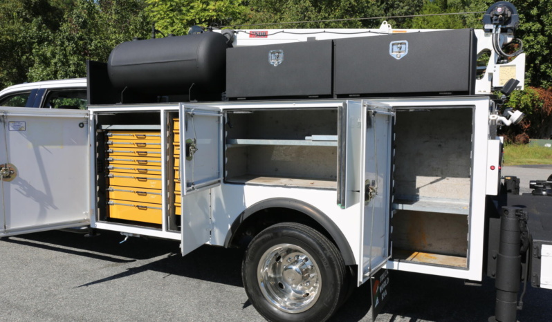 2025 Ford F550 Mechanics Truck, IMT 7500-22 Crane, Diesel, 4×4, Vanair All in One, 29k Miles full