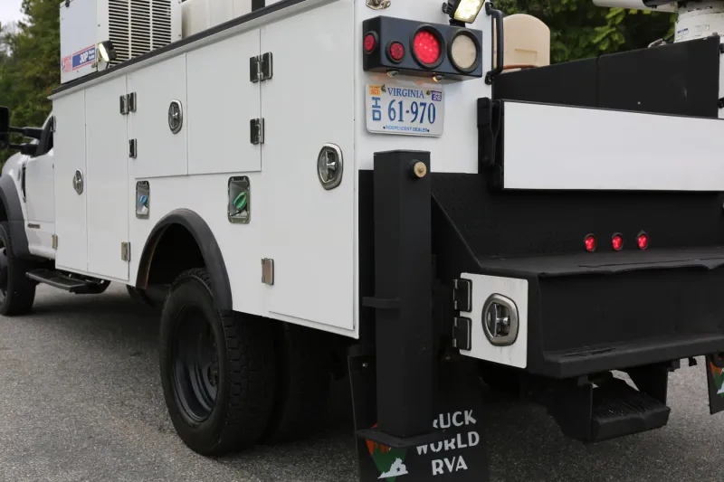 2019 Ford F550 Mechanics Truck, EC4000 Crane, 11′ Stellar Bed, Lube Skid, 4×4, Diesel, 171k Miles — Bed 3