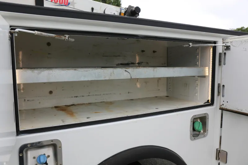 2019 Ford F550 Mechanics Truck, EC4000 Crane, 11′ Stellar Bed, Lube Skid, 4×4, Diesel, 171k Miles — Bed 9