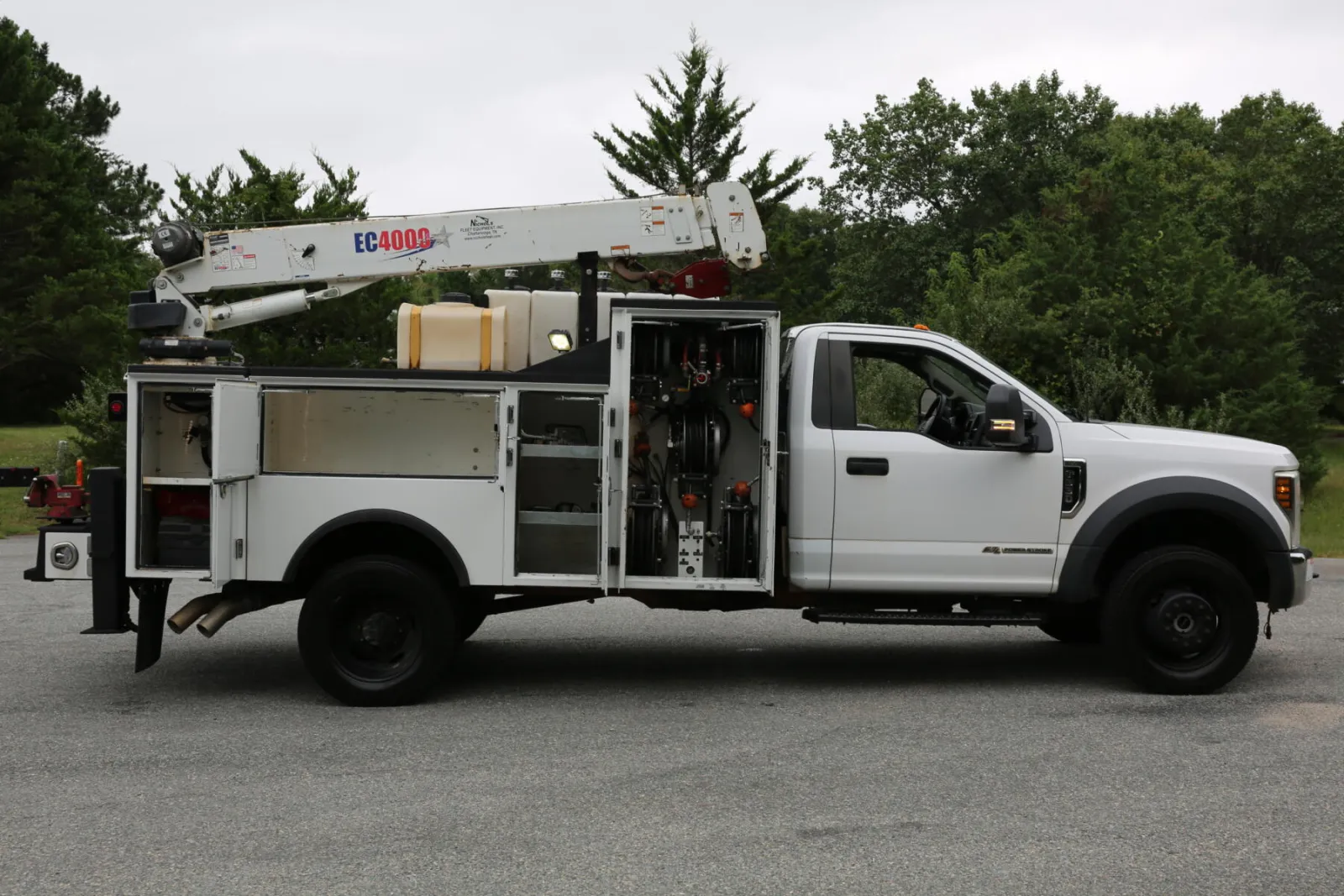 2019 Ford F550 Mechanics Truck, EC4000 Crane, 11′ Stellar Bed, Lube Skid, 4×4, Diesel, 171k Miles — Bed 38