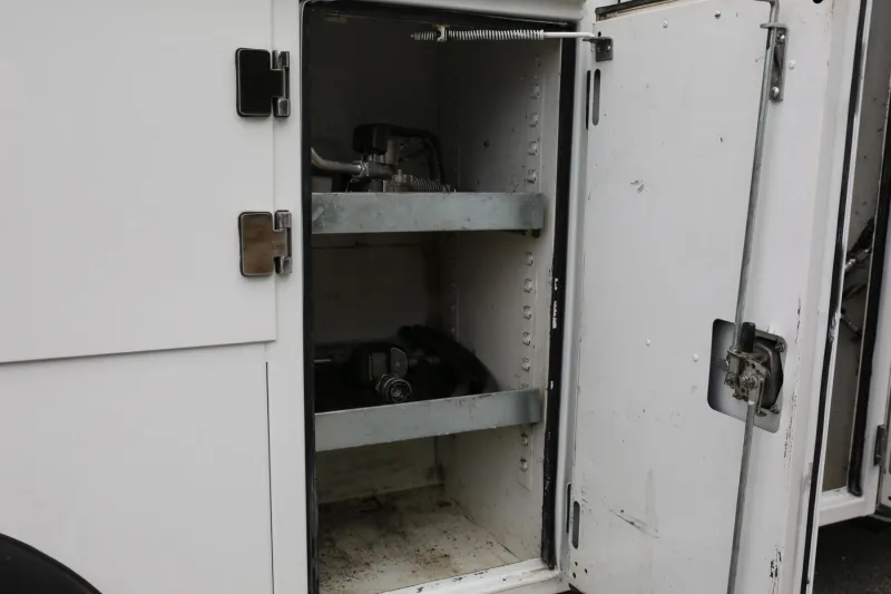 2019 Ford F550 Mechanics Truck, EC4000 Crane, 11′ Stellar Bed, Lube Skid, 4×4, Diesel, 171k Miles — Bed 25