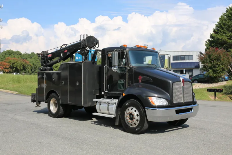2019 Kenworth T270, Under CDL Mechanics Truck, Air Ride, Summit 10620 Crane, 190k Miles, 5800 Hours — Exterior 1