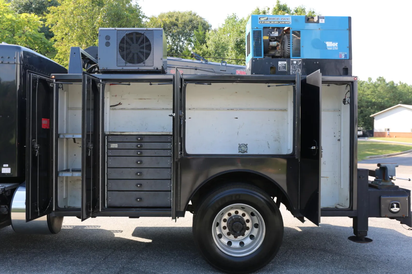 2019 Kenworth T270, Under CDL Mechanics Truck, Air Ride, Summit 10620 Crane, 190k Miles, 5800 Hours — Bed 14