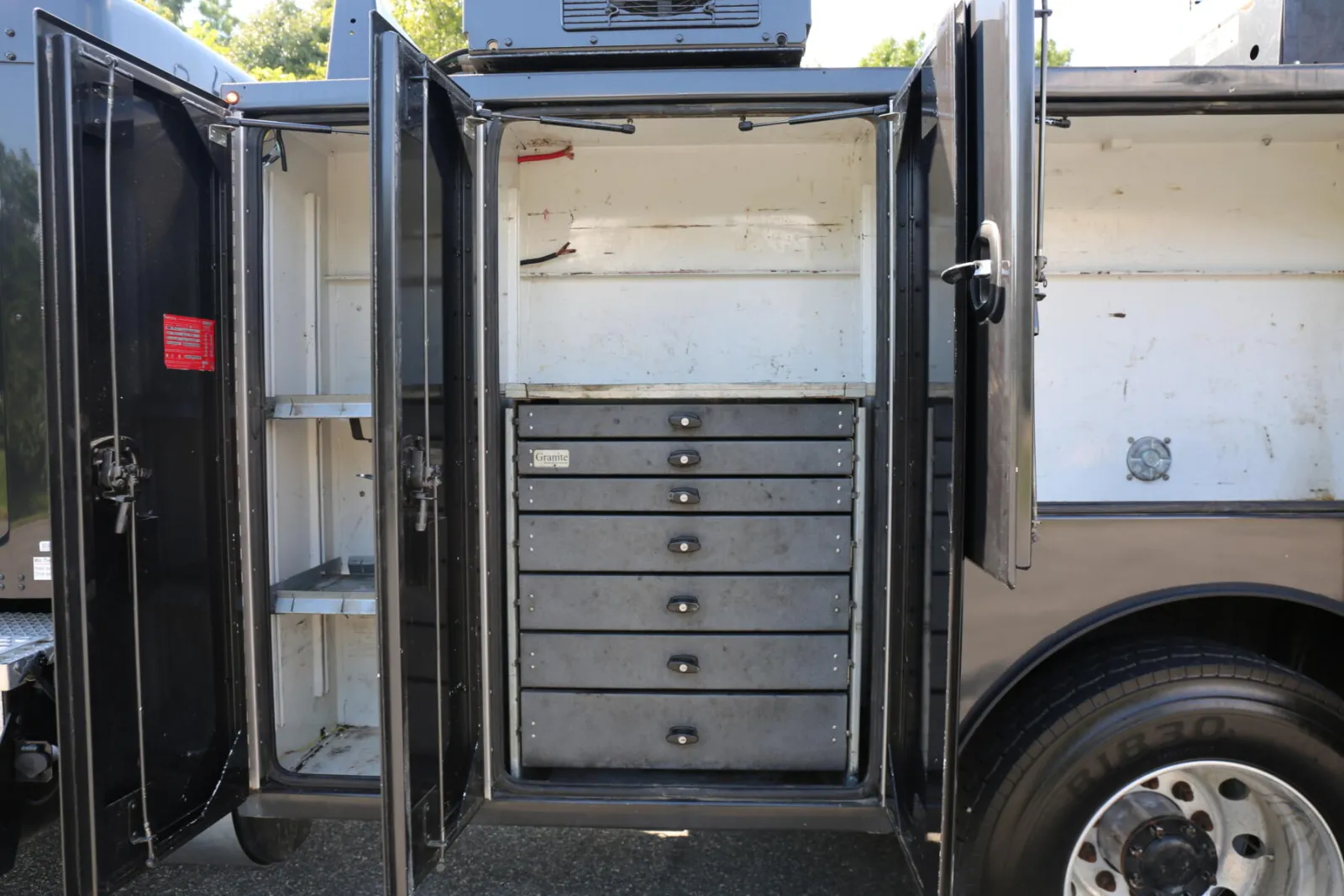 2019 Kenworth T270, Under CDL Mechanics Truck, Air Ride, Summit 10620 Crane, 190k Miles, 5800 Hours — Bed 17