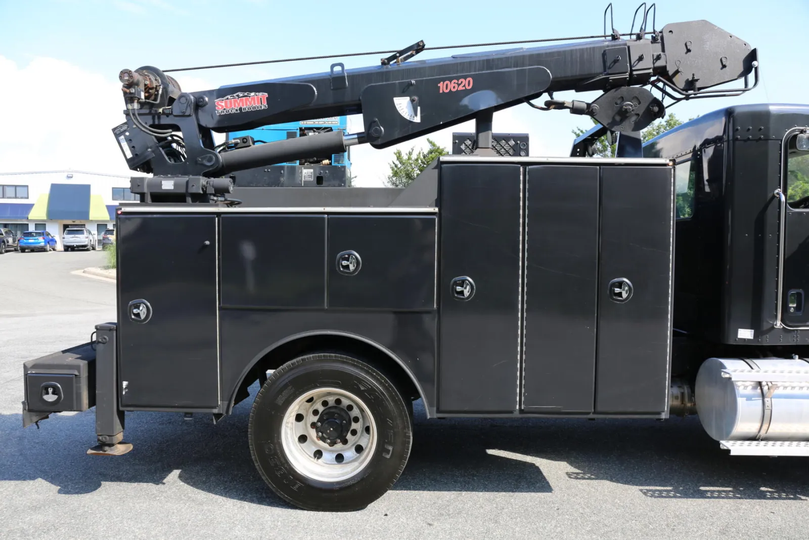 2019 Kenworth T270, Under CDL Mechanics Truck, Air Ride, Summit 10620 Crane, 190k Miles, 5800 Hours — Bed 20