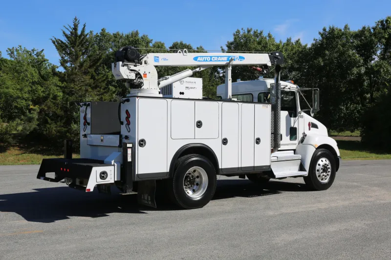 2020 Kenworth T270, Air Ride, Under CDL, Autocrane HC12s, 175k Miles, 7k Hours, PX7/Allison Auto — Exterior 4
