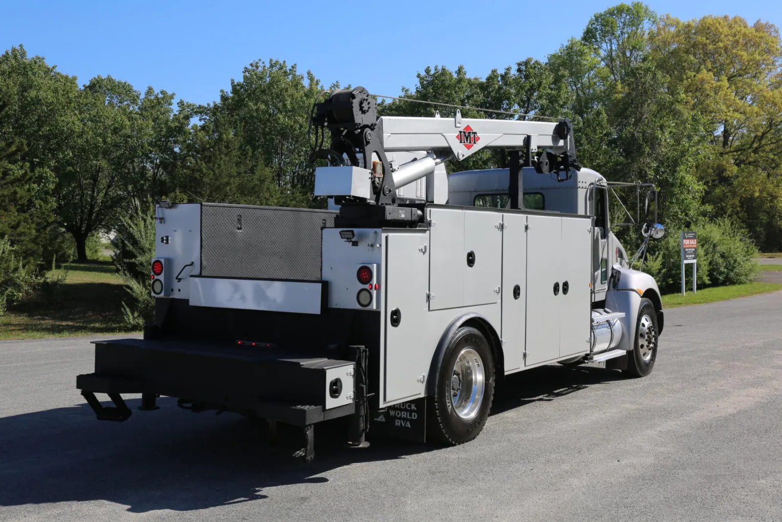 2021 Kenworth T270, Under CDL, 14′ IMT Body, 10k 30′ Crane, 151k Miles, PX7, Allison Auto — Exterior 5