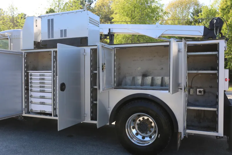2021 Kenworth T270, Under CDL, 14′ IMT Body, 10k 30′ Crane, 151k Miles, PX7, Allison Auto — Bed 5