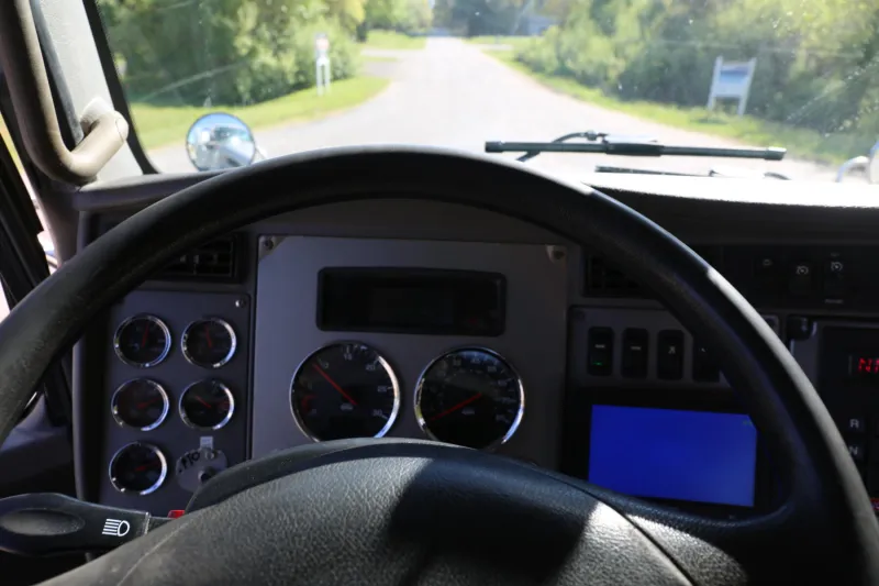 2021 Kenworth T270, Under CDL, 14′ IMT Body, 10k 30′ Crane, 151k Miles, PX7, Allison Auto — Cab 4