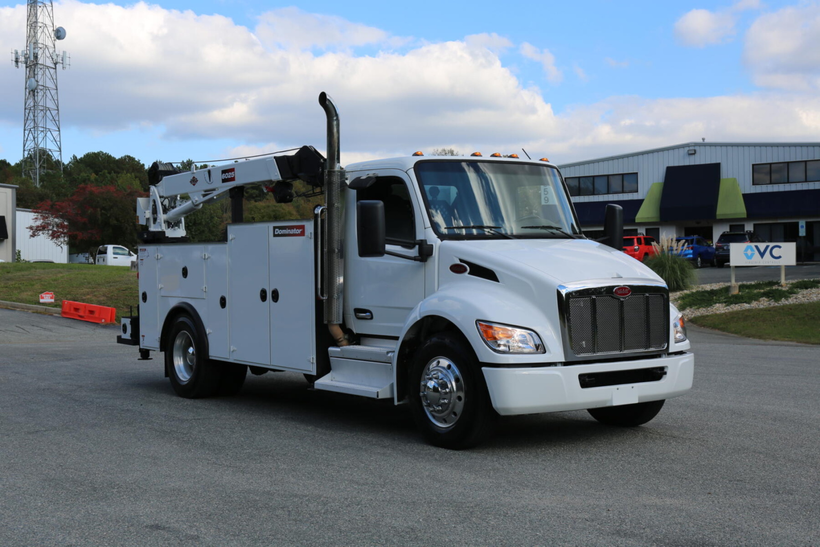 2024 Peterbilt 537 Mechanics Truck, PX9 Diesel, 14′ IMT Dominator Bed, 10,500 Crane, 42k Miles, 1800 Hours — photo 1