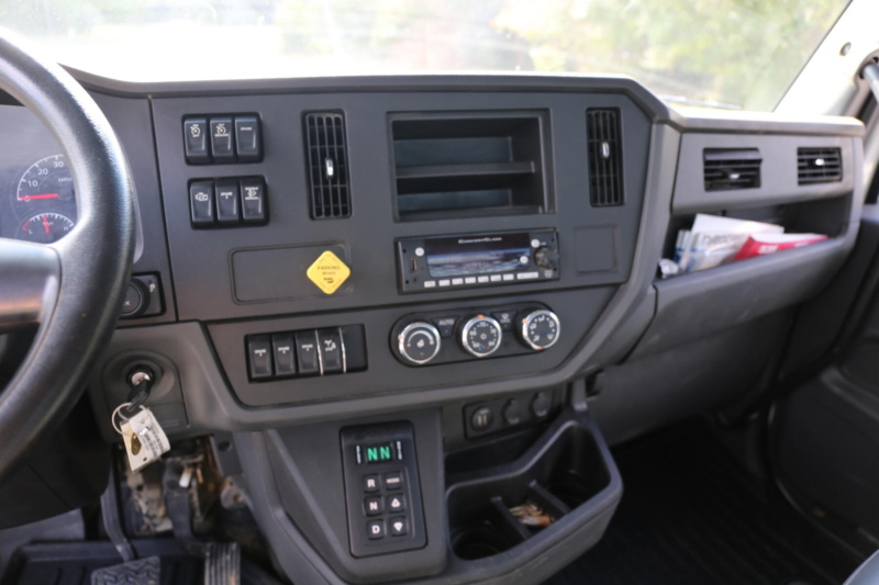 2024 Peterbilt 537 Mechanics Truck, PX9 Diesel, 14′ IMT Dominator Bed, 10,500 Crane, 42k Miles, 1800 Hours — photo 36