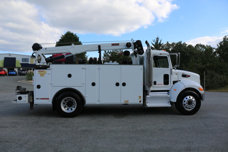 2017 Peterbilt 337 Mechanics Truck, 14′ IMT Bed, Lube Skid, 10k Crane, 30′ Reach, Lincoln Welder, 192k Miles, 7400 Hours — photo 3