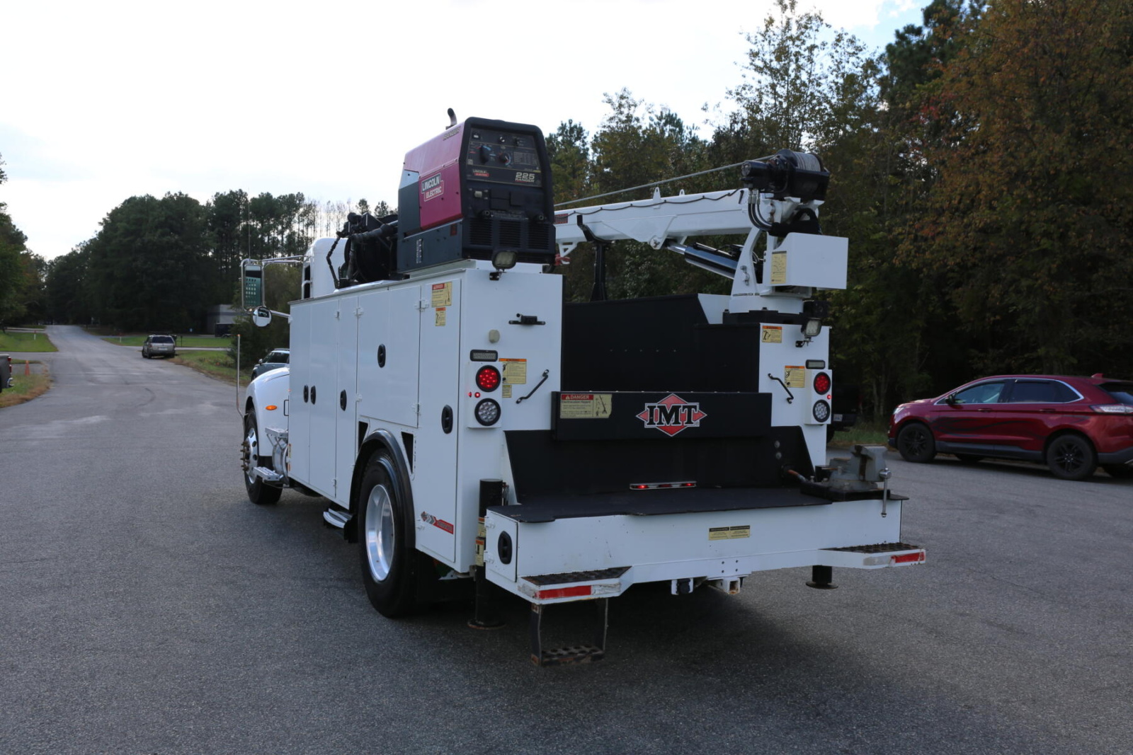 2017 Peterbilt 337 Mechanics Truck, 14′ IMT Bed, Lube Skid, 10k Crane, 30′ Reach, Lincoln Welder, 192k Miles, 7400 Hours — photo 6