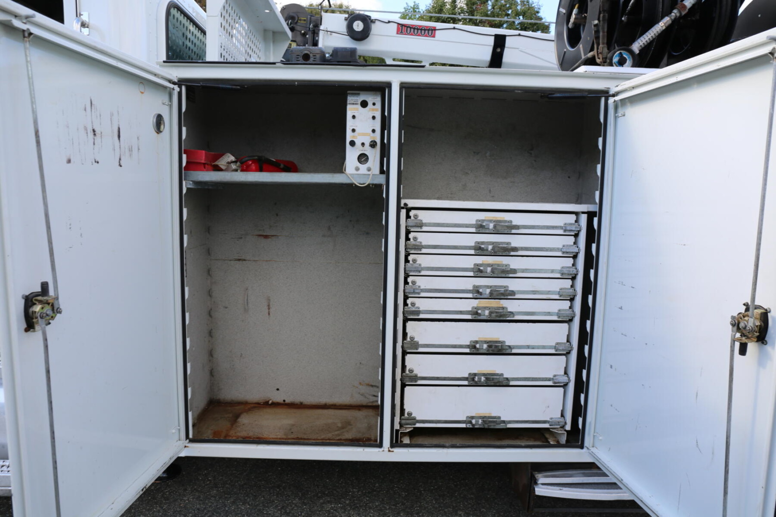 2017 Peterbilt 337 Mechanics Truck, 14′ IMT Bed, Lube Skid, 10k Crane, 30′ Reach, Lincoln Welder, 192k Miles, 7400 Hours — photo 16