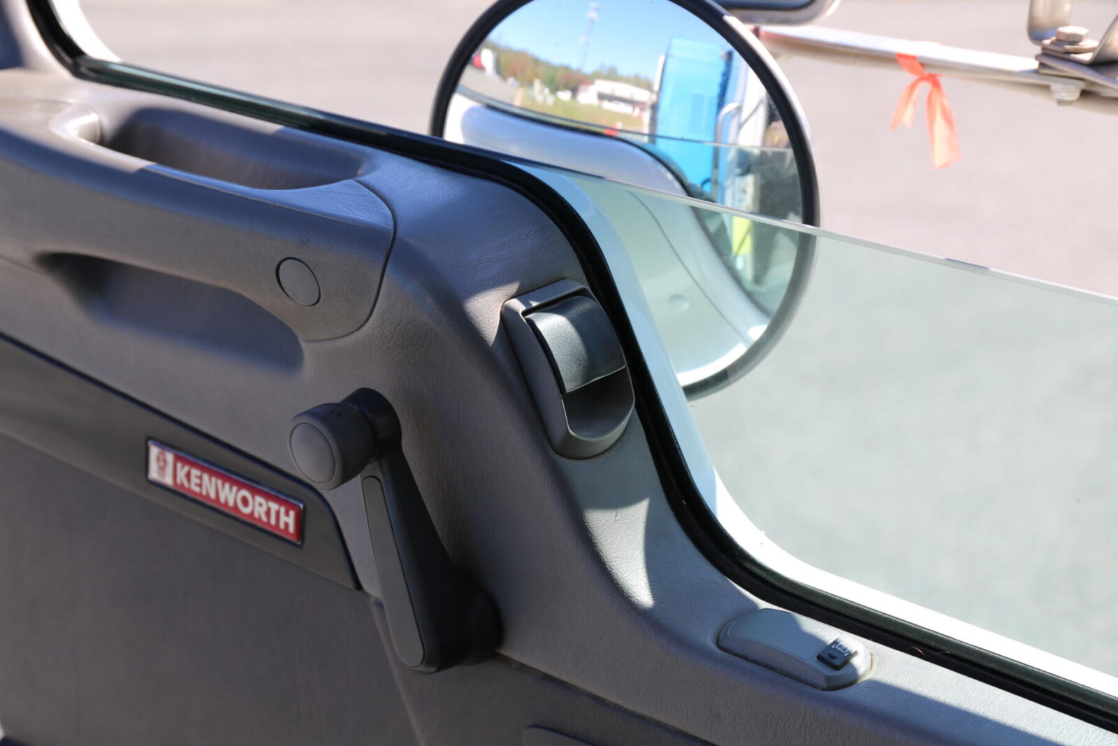 2017 Kenworth T370 - photo