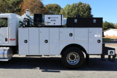 2013 Kenworth T300 - photo