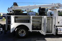 2013 Kenworth T300 - photo