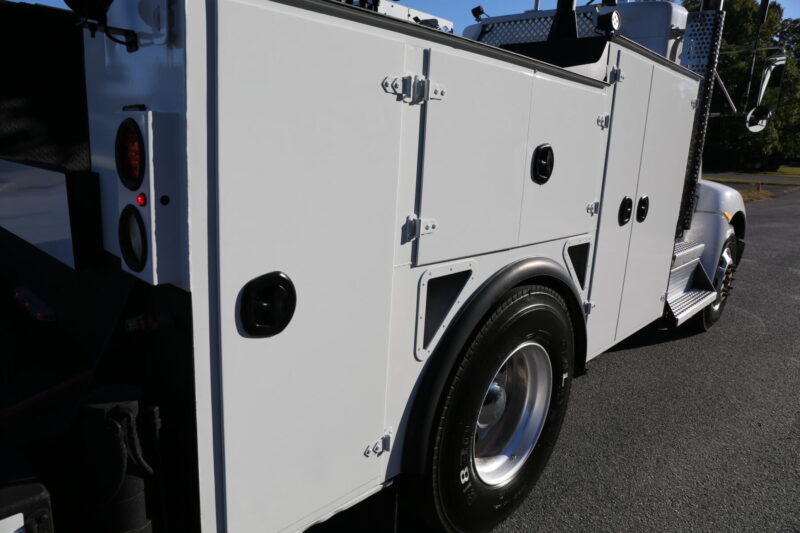 2018 Kenworth T270 IMT 10,000-25 crane - photo